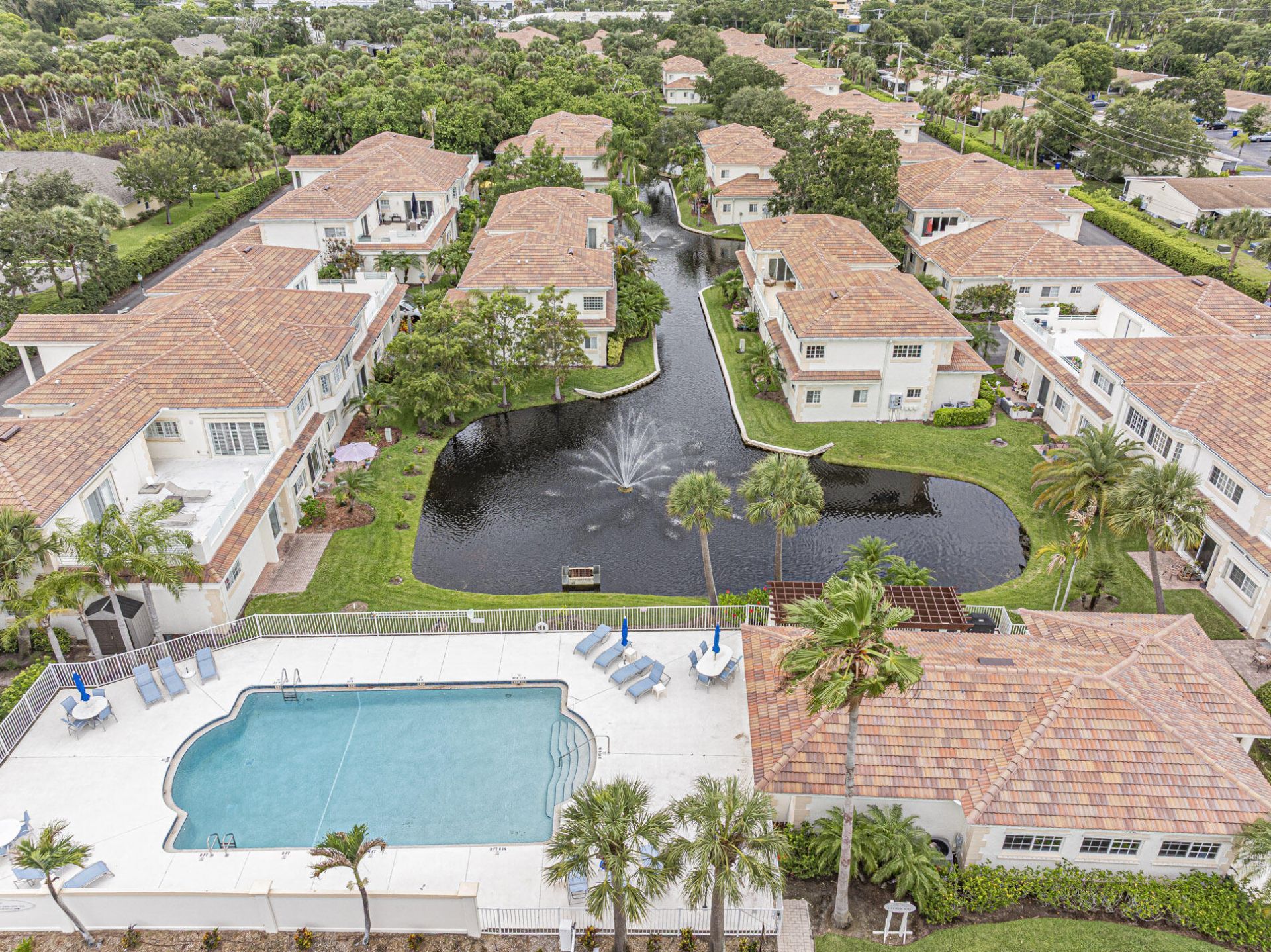 524 7th Square, Unit 101, Vero Beach, FL 32962 Photo