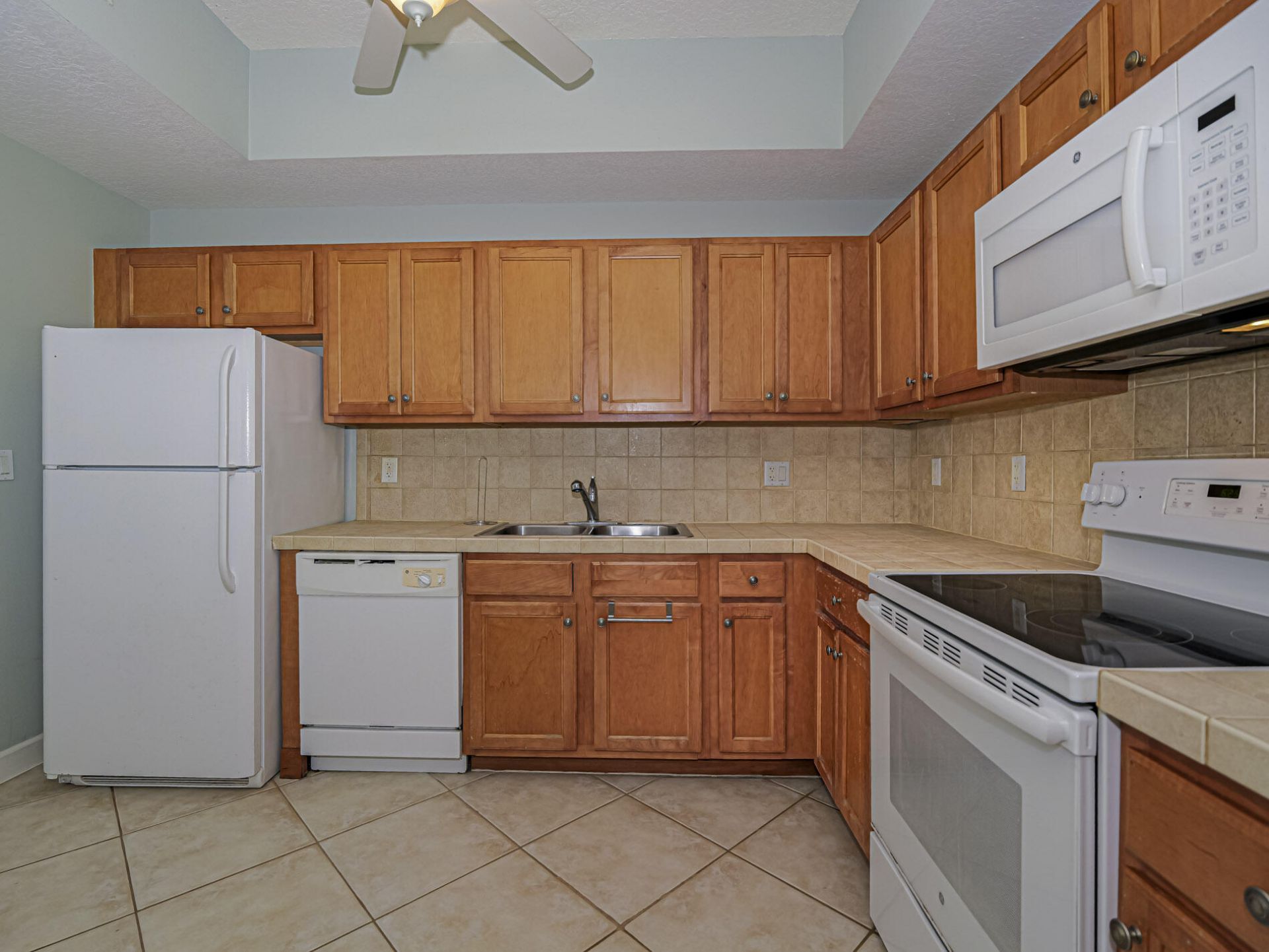 524 7th Square, Unit 101, Vero Beach, FL 32962 Photo