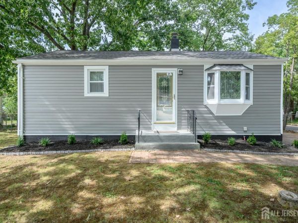 70 Gordon Avenue , Old Bridge, NJ 08857