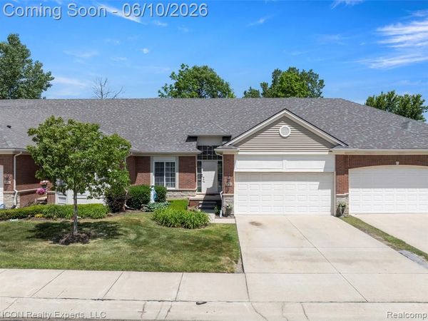 14789 N Park Drive , Shelby Twp, MI 48315
