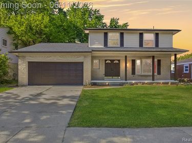 1149 Charrington Drive, Troy, MI 48083