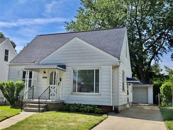 24353 Dartmouth Street , Dearborn Heights, MI 48125
