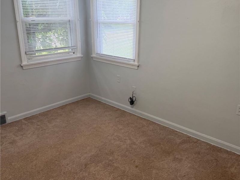 481 Shupe Avenue, Amherst, OH 44001 Photo 12