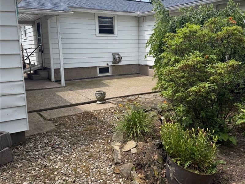 481 Shupe Avenue, Amherst, OH 44001 Photo 22