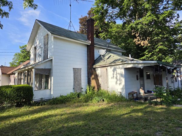 404 McOmber Street, Dowagiac, MI 49047