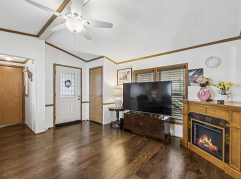 Main Photo