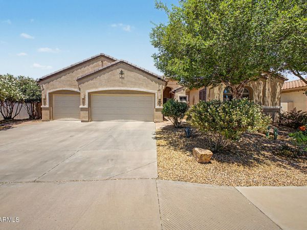 2770 E BUENA VISTA Drive, Chandler, AZ 85249