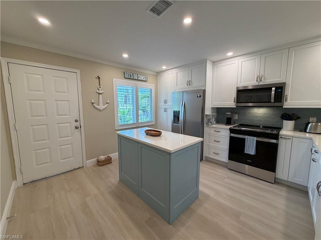 3002 Sandpiper Bay Cir, Unit A306, Naples, FL 34112 Photo