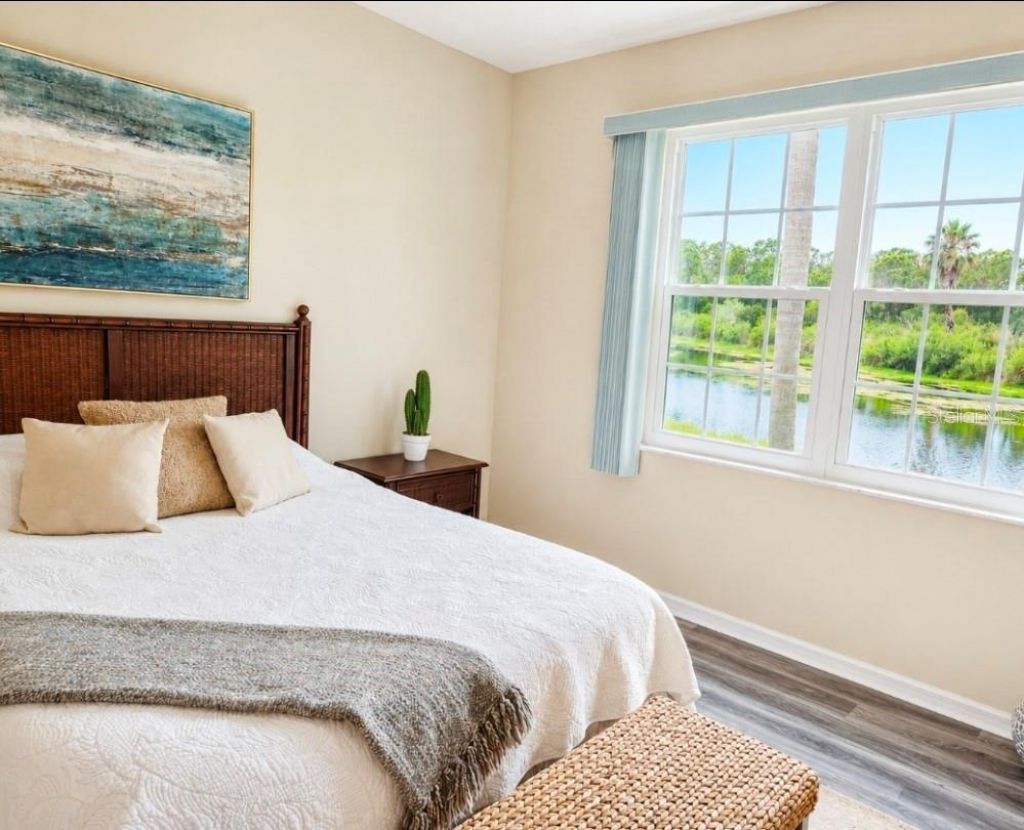 8360 Wingate Drive, Unit 811, Sarasota, FL 34238 Photo