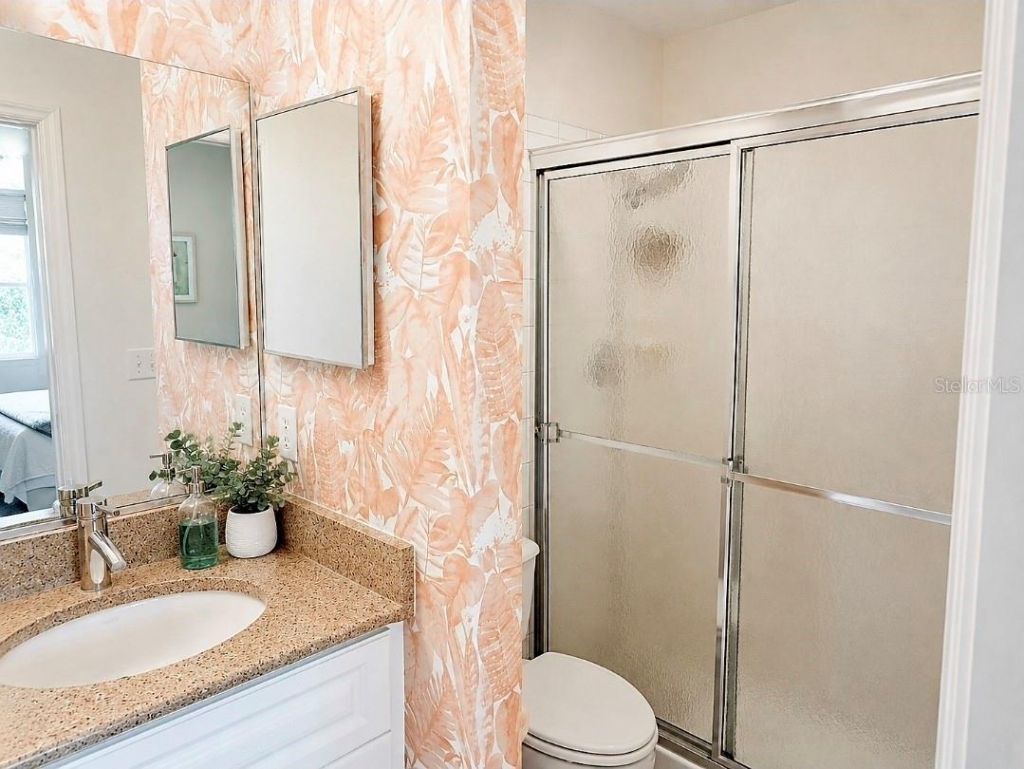 8360 Wingate Drive, Unit 811, Sarasota, FL 34238 Photo