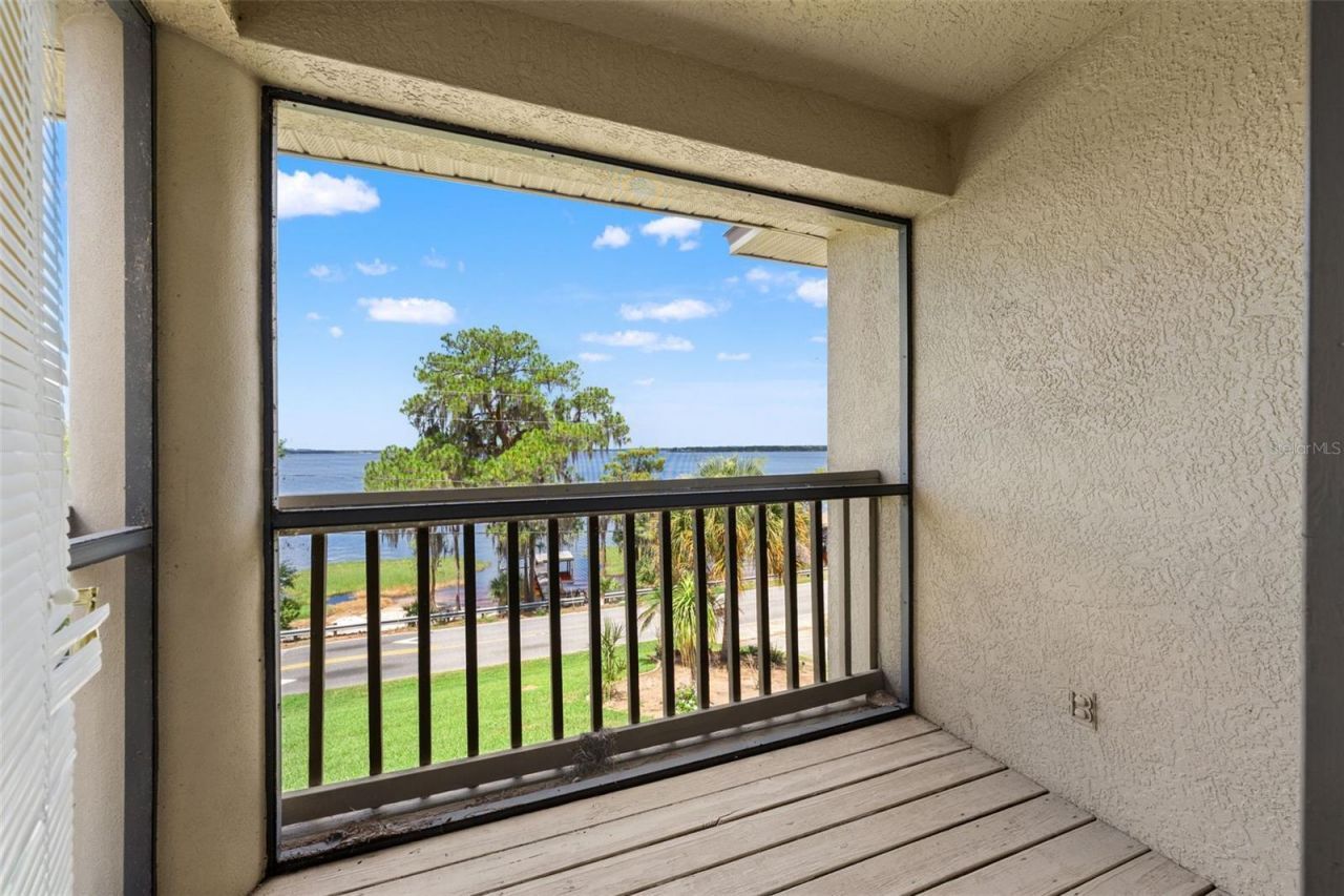 12932 Lakeshore Drive, Clermont, FL 34711 Photo