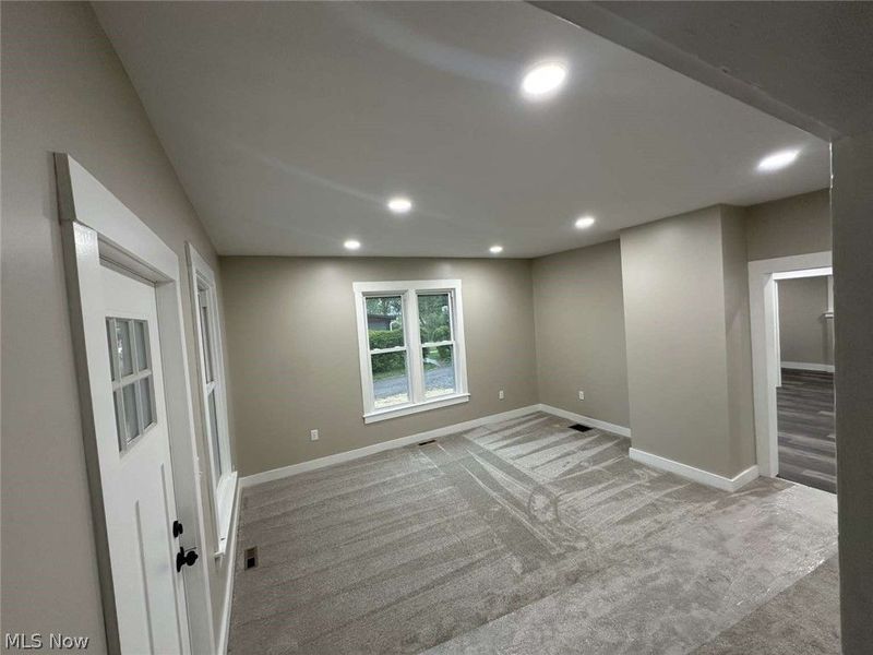 971 New Garden Avenue, Salem, OH 44460 Photo 18