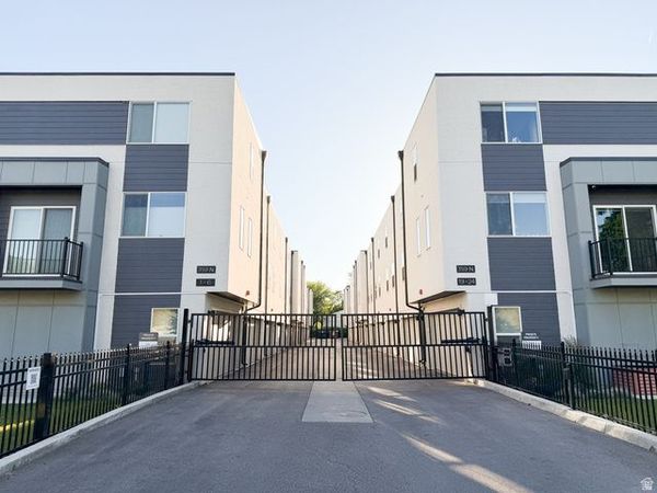 359 N 700 W, Unit 3, Salt Lake City, UT 84116