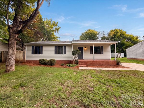 10015 Garth Wood Road , Charlotte, NC 28273