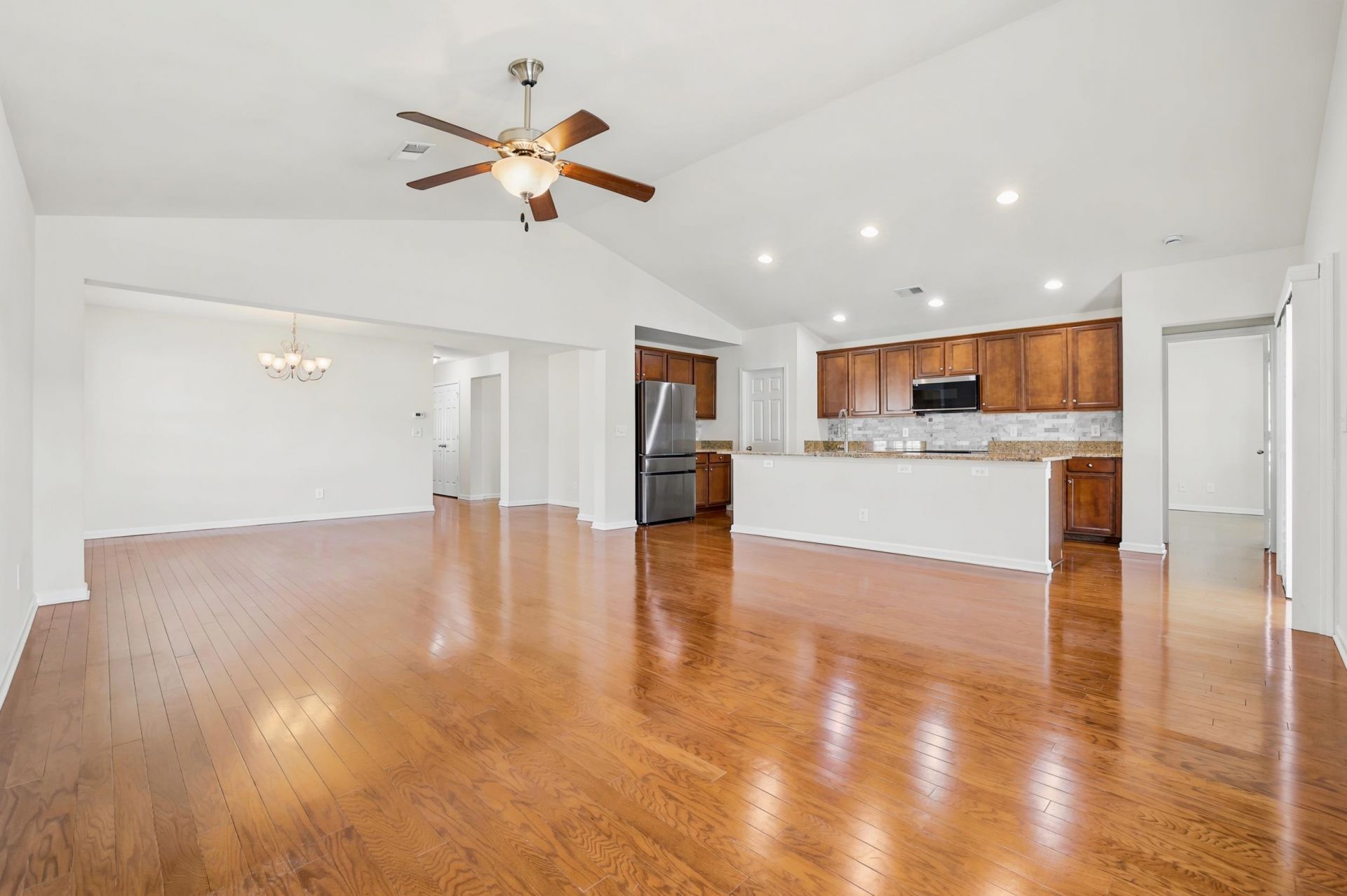 812 Sweeney Dr. Photo 11