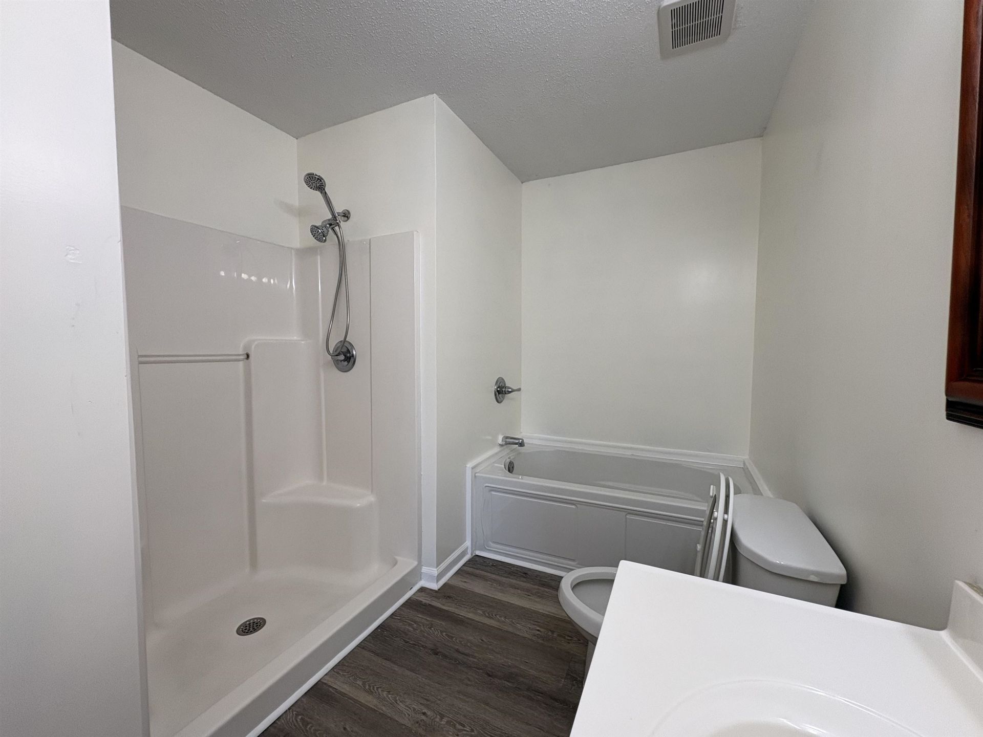 777 University Forest Blvd.  Photo 16