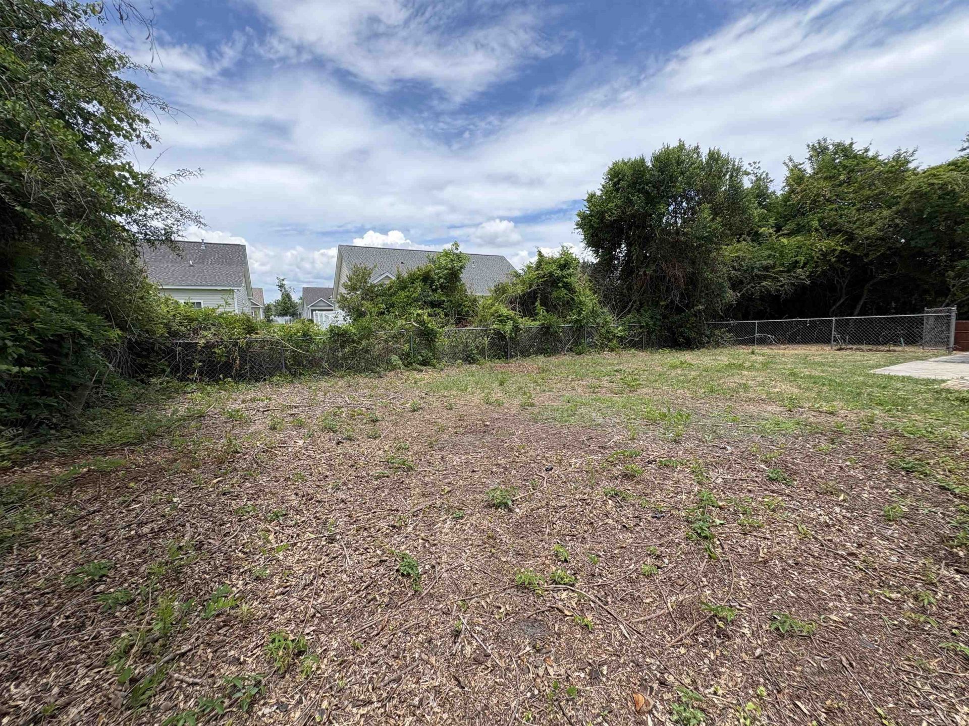 777 University Forest Blvd.  Photo 26