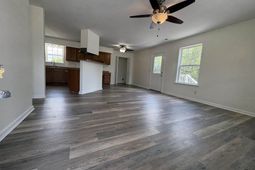 777 University Forest Blvd.  photo 4