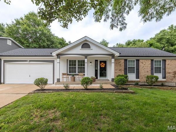 1306 Mystic Seaport Drive, Fenton, MO 63026