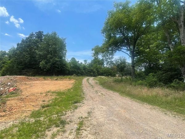 2318 N Main Street , Poplar Bluff, MO 63901
