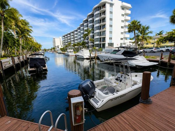 4800 Bayview, Unit 306, Fort Lauderdale, FL 33308