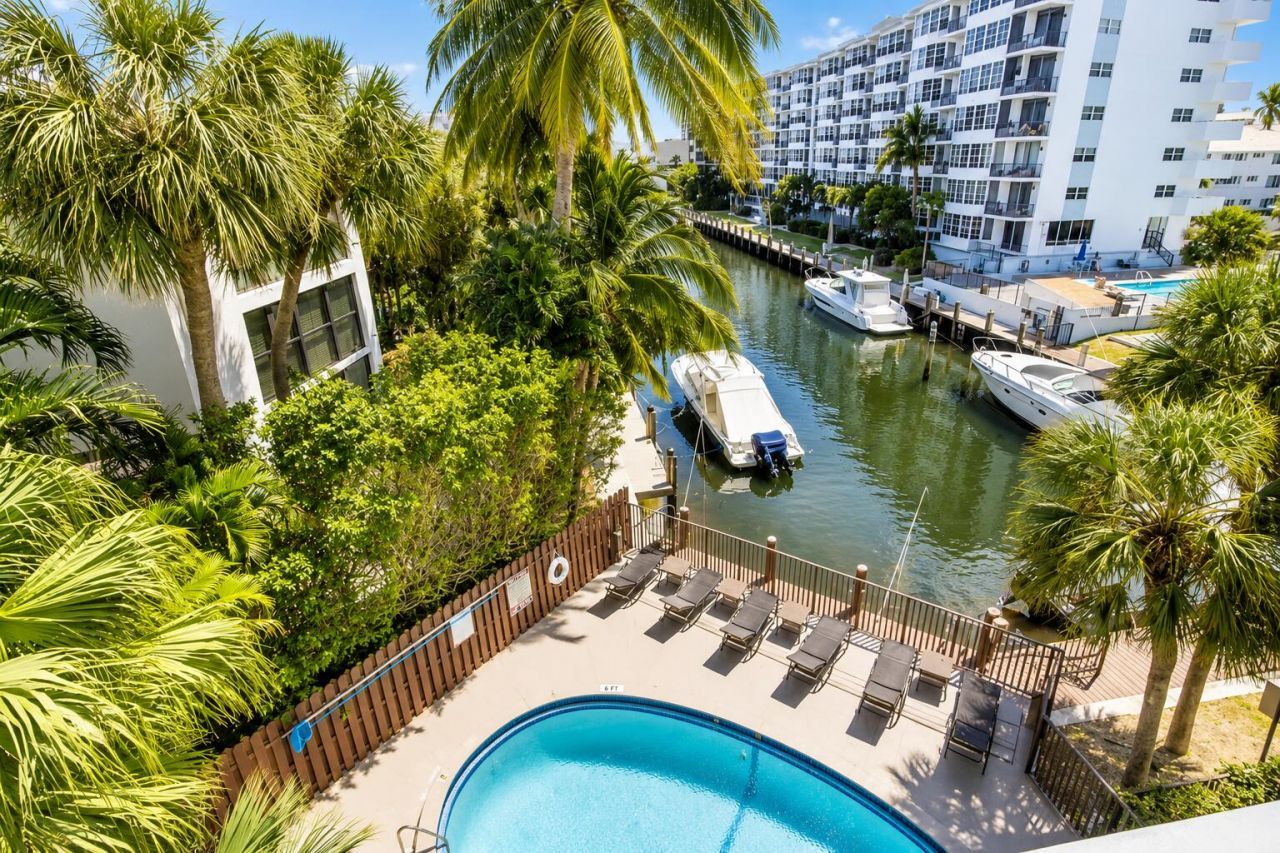 4800 Bayview, Unit 306, Fort Lauderdale, FL 33308 Photo