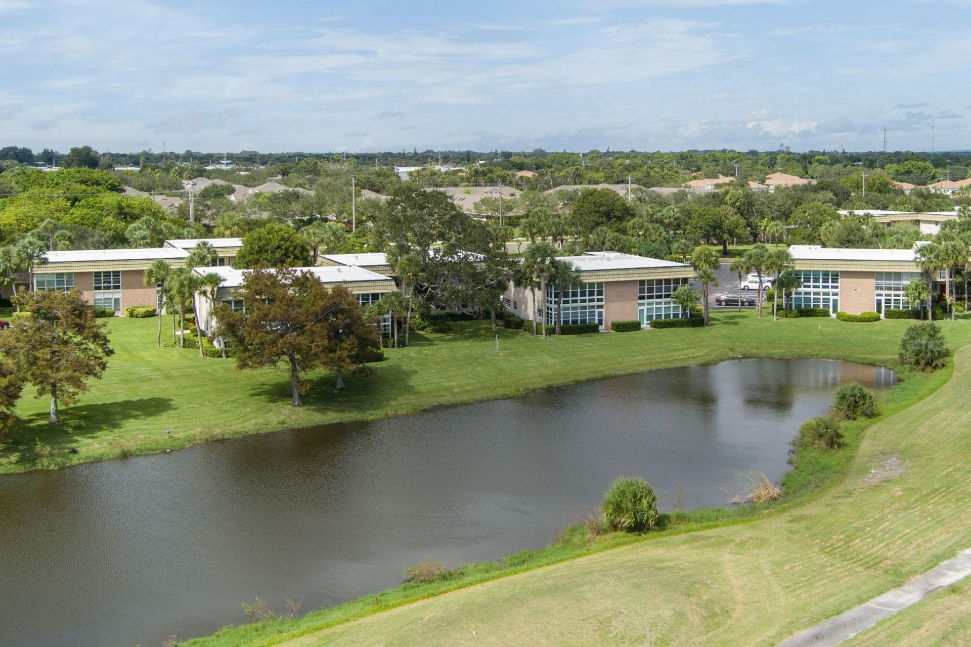 40 Vis Gdns Trail, Unit 201, Vero Beach, FL 32962 Photo