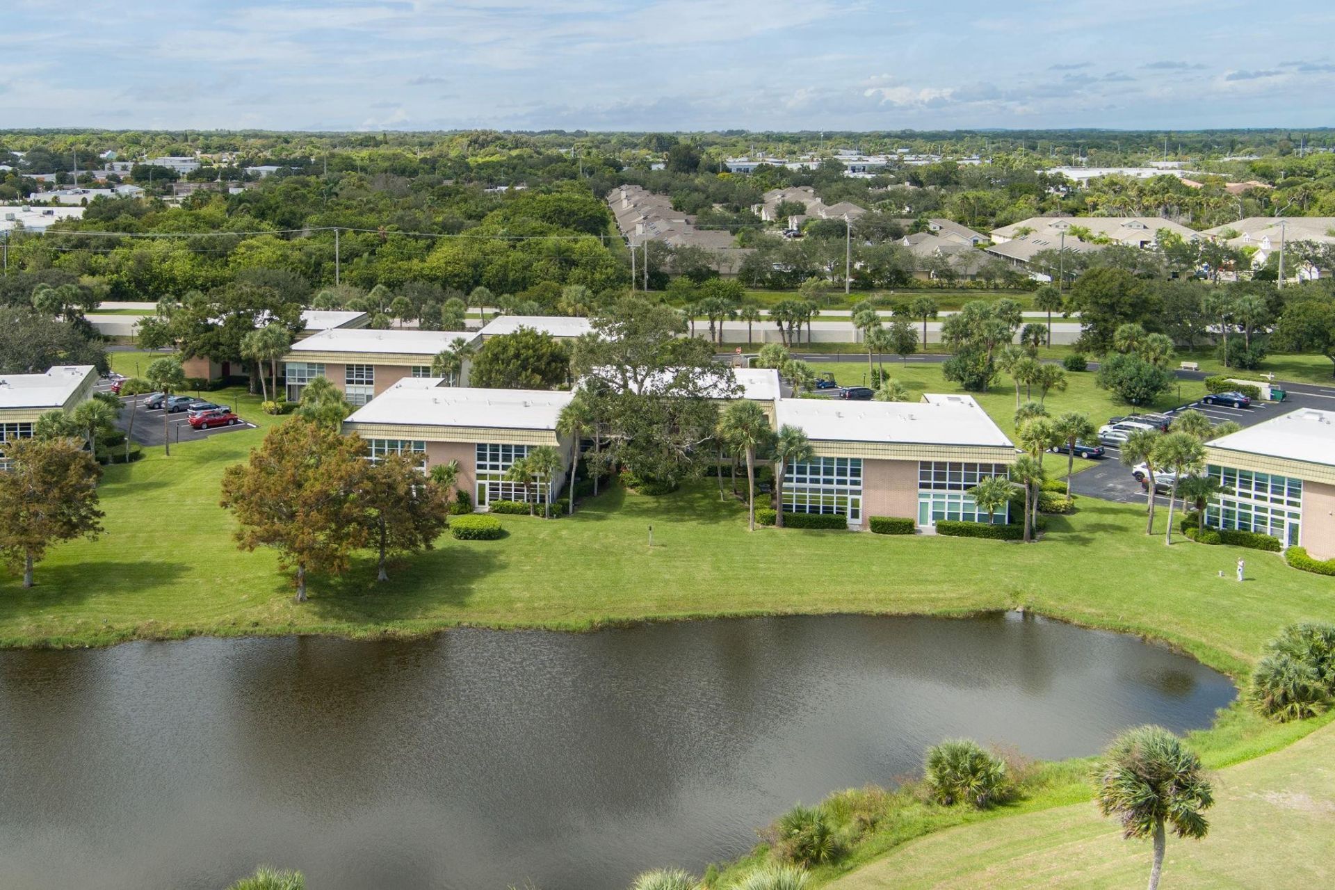 40 Vis Gdns Trail, Unit 201, Vero Beach, FL 32962 Photo