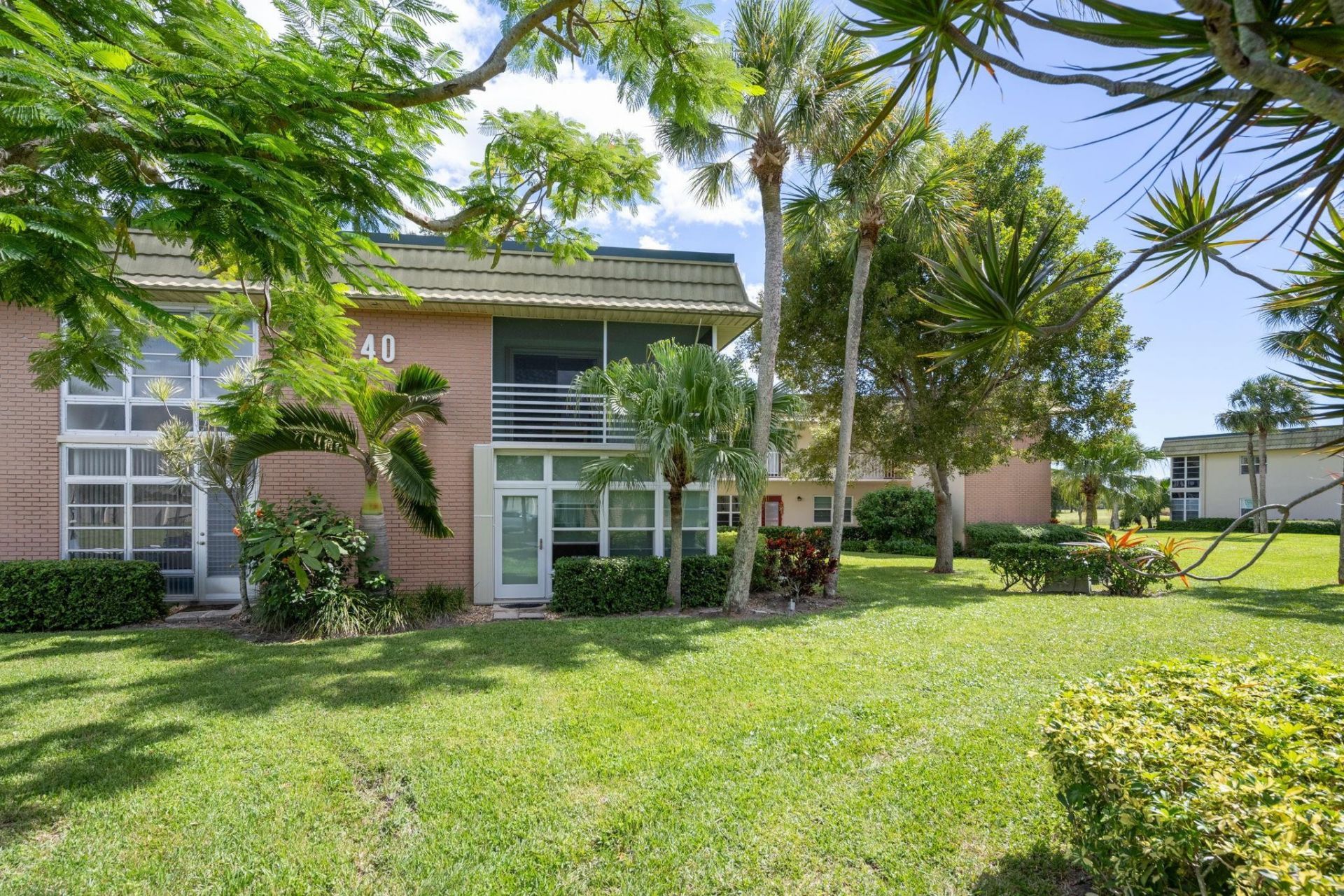 40 Vis Gdns Trail, Unit 201, Vero Beach, FL 32962 Photo