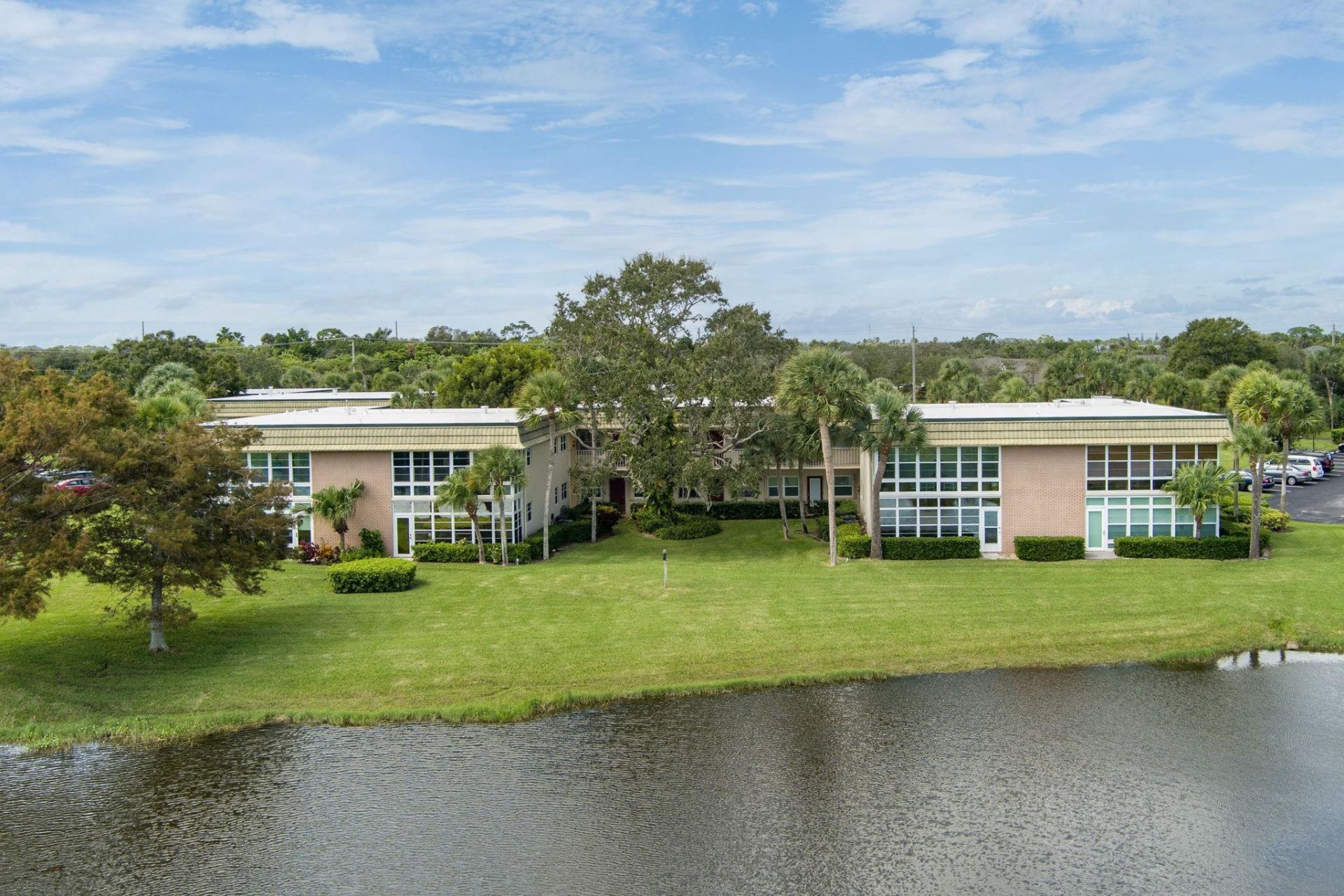 40 Vis Gdns Trail, Unit 201, Vero Beach, FL 32962 Photo