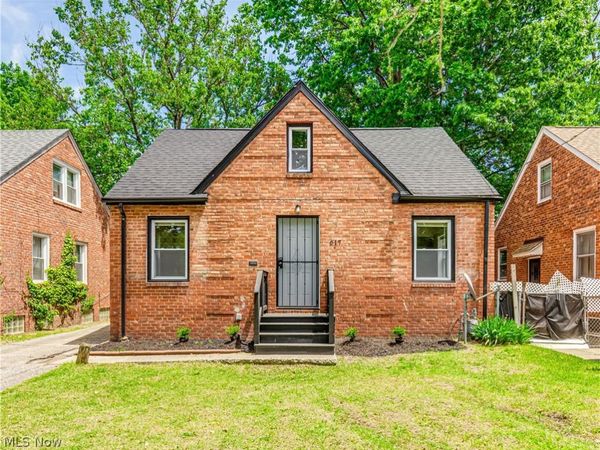 617 E 118th Street , Cleveland, OH 44108