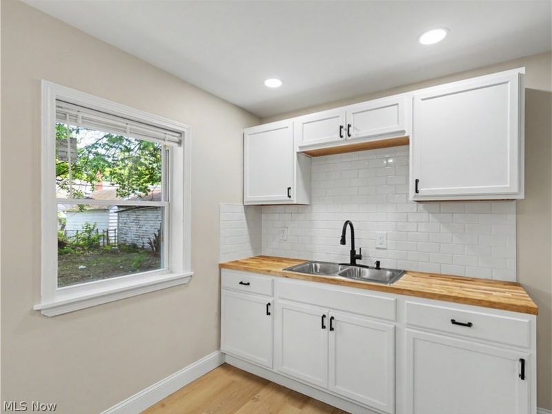 617 E 118th Street, Cleveland, OH 44108 Photo 11