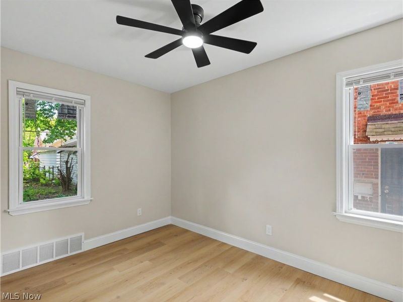 617 E 118th Street, Cleveland, OH 44108 Photo 15