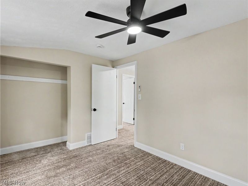 617 E 118th Street, Cleveland, OH 44108 Photo 21