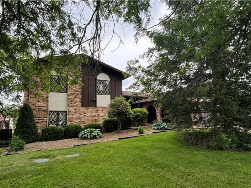 2648 Connecticut Court, Uniontown, OH 44685 Photo 1
