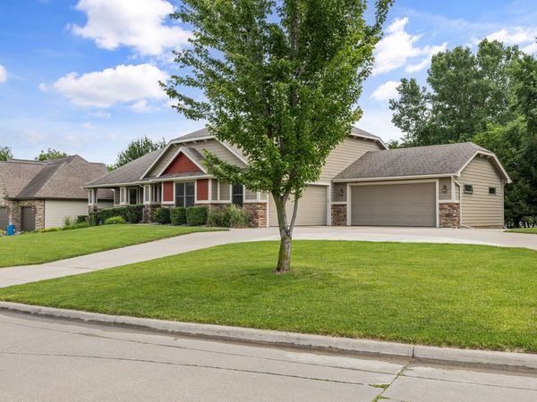 1406 Oakwood Drive, Polk City, IA 50226