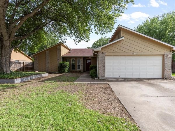 3912 Longstraw Drive, Fort Worth, TX 76137