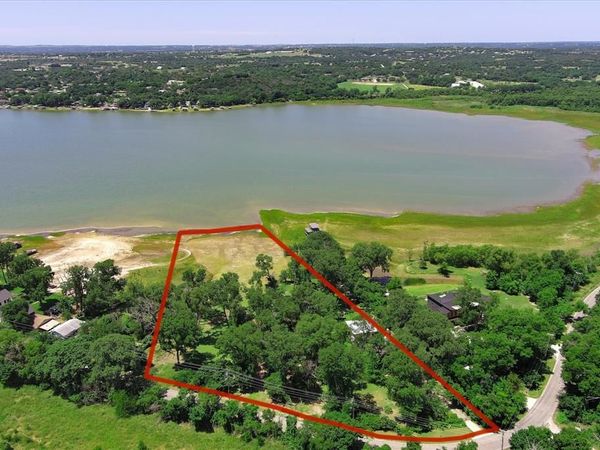 2435 E Lake Drive , Weatherford, TX 76087