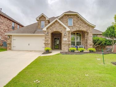 11945 Yarmouth Lane, Fort Worth, TX 76108