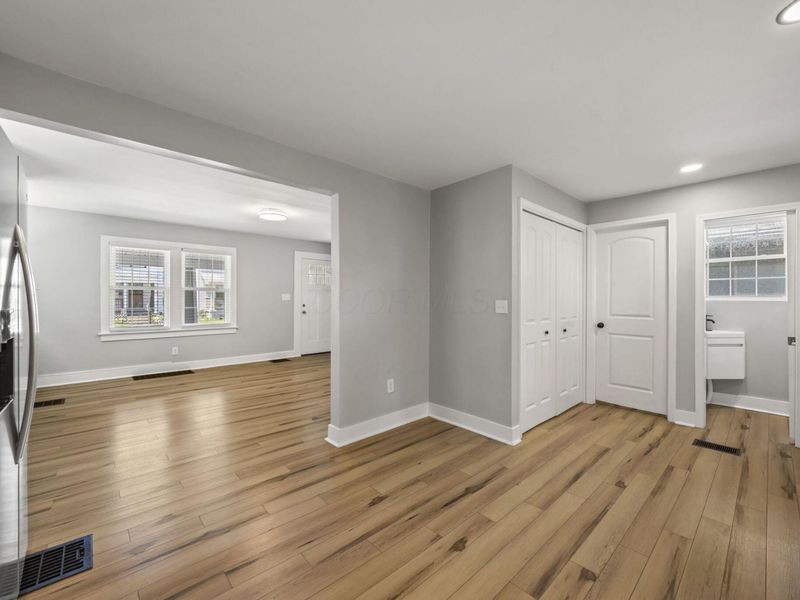 1002 Ellsworth Avenue, Columbus, OH 43206 Photo 14