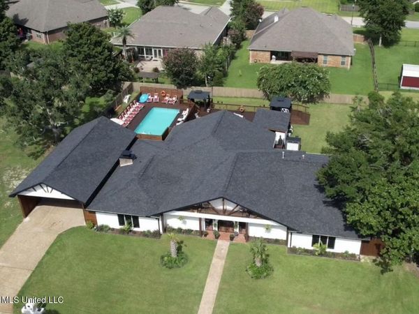 416 Woodland Park Drive, Biloxi, MS 39531