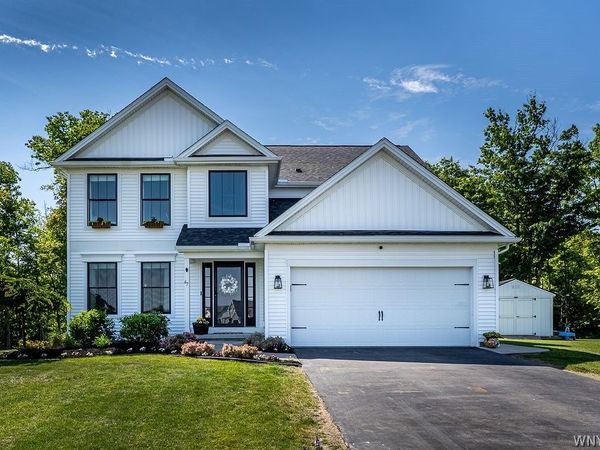 67 Jaycee Lane, West Seneca, NY 14224