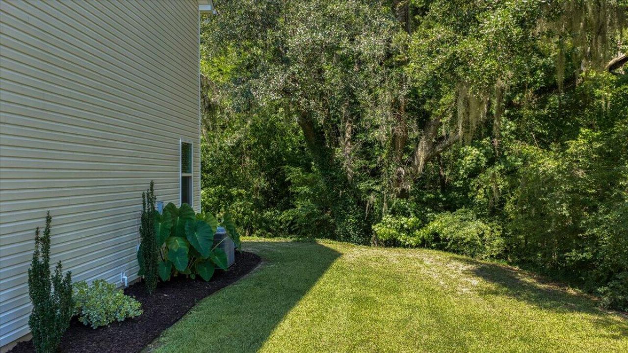 9127 Parlor Drive Photo 4
