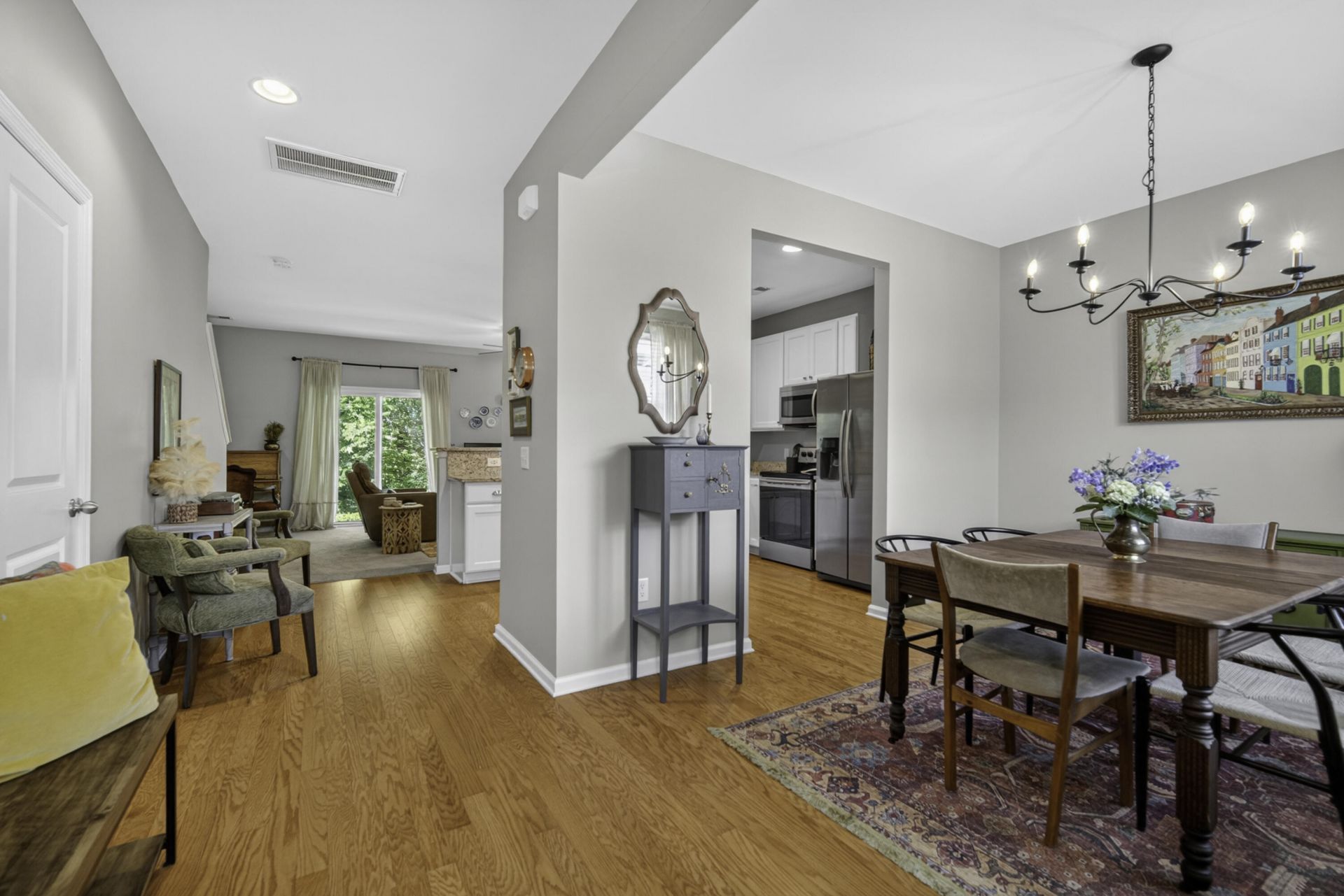 9127 Parlor Drive Photo 8