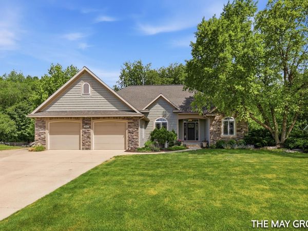 2277 Conifer Ridge Drive SW, Byron Center, MI 49315