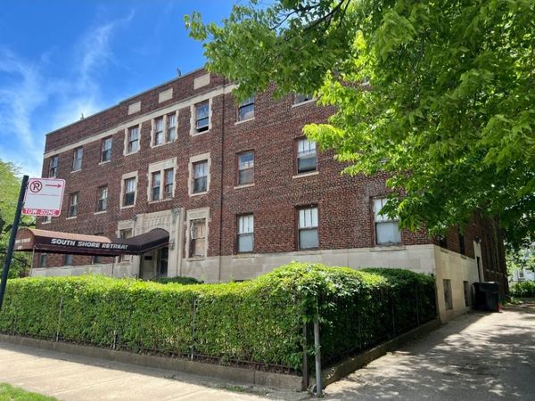 2121 E 72 Street , Chicago, IL 60649