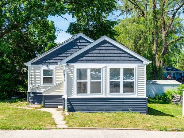 42360 N Willow Street , Antioch, IL 60002