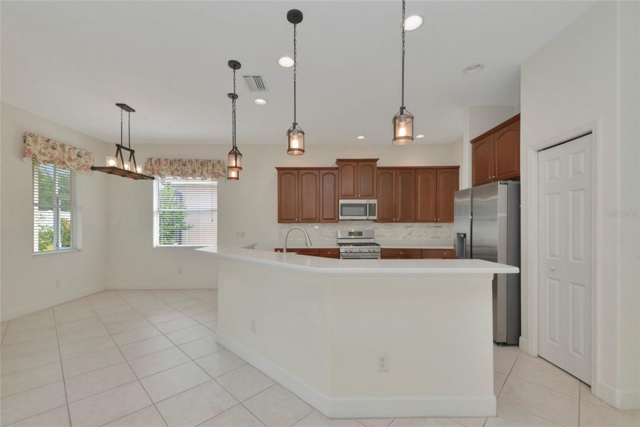 6841 74th Street Circle E, Bradenton, FL 34203 Photo