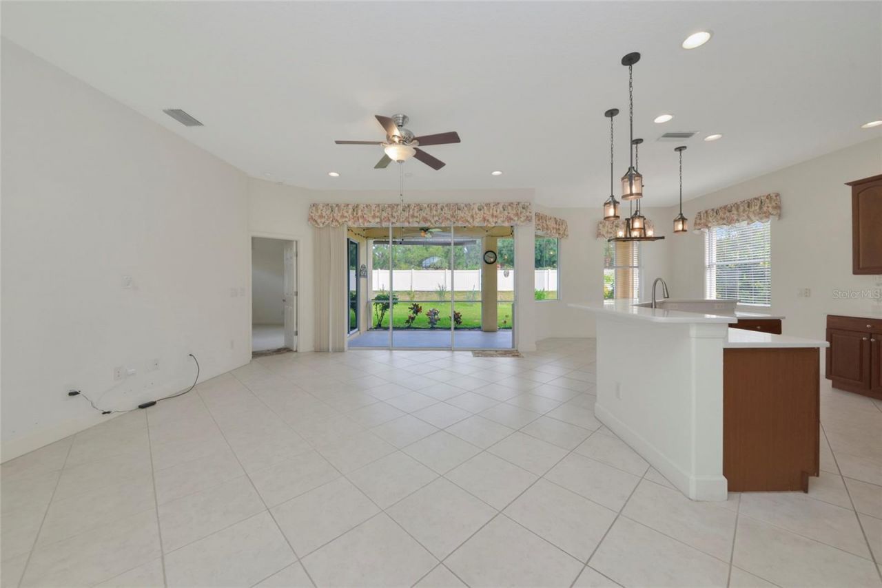 6841 74th Street Circle E, Bradenton, FL 34203 Photo
