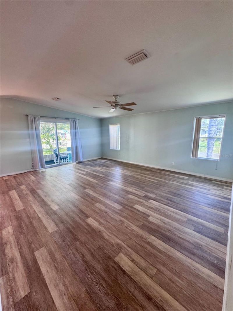 4385 Maple Avenue, Edgewater, FL 32141 Photo
